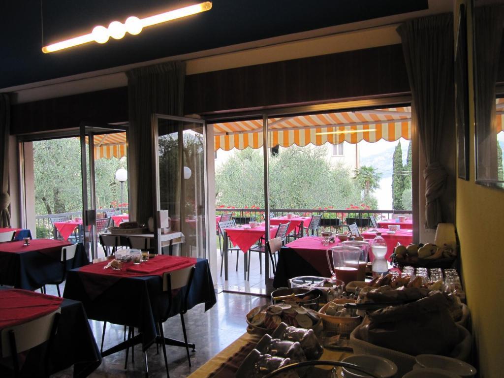 Hotel Carlo 브렌조네 술 가르다 외부 사진